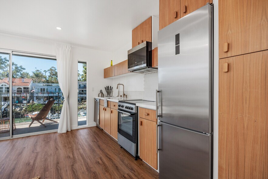 More Photos Of 4627 Park Dr, Carlsbad Apartments For Sale