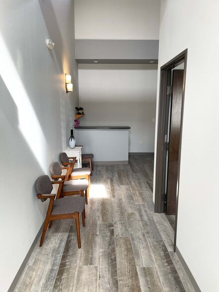 More Photos Of 2500 W William Cannon Dr, Austin Medical For Lease