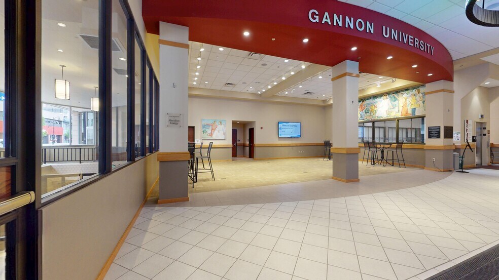 More Photos Of 900 State St, Erie Office For Sale