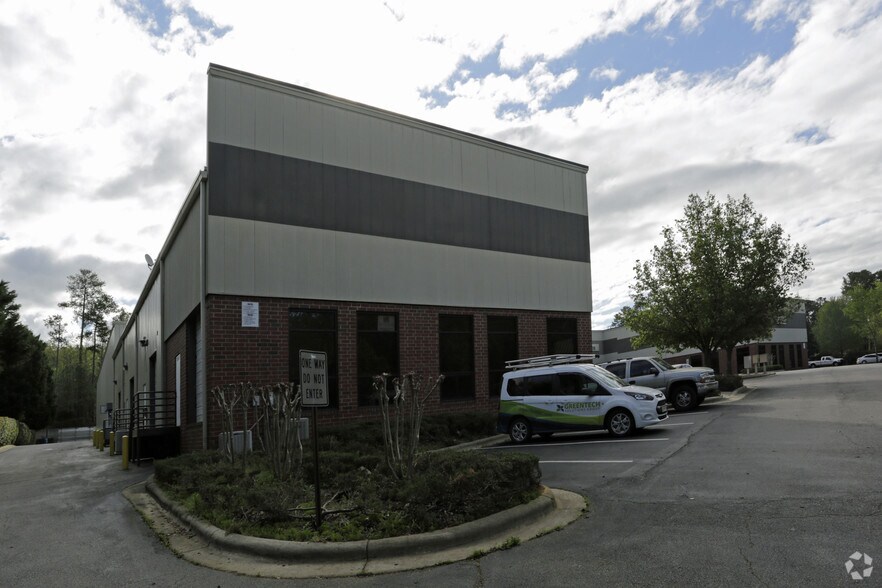 More Photos Of 4724 Hargrove Rd, Raleigh Flex For Lease