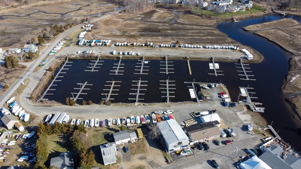 More Photos Of 54 Old Boston Post Rd, Westbrook Marina For Sale