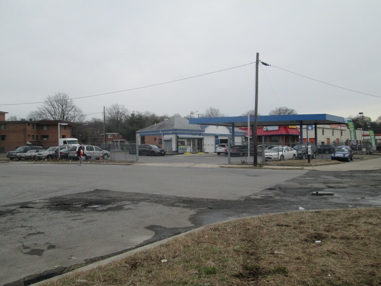 More Photos Of 4900 Indian Head Hwy, Oxon Hill General Retail For Sale
