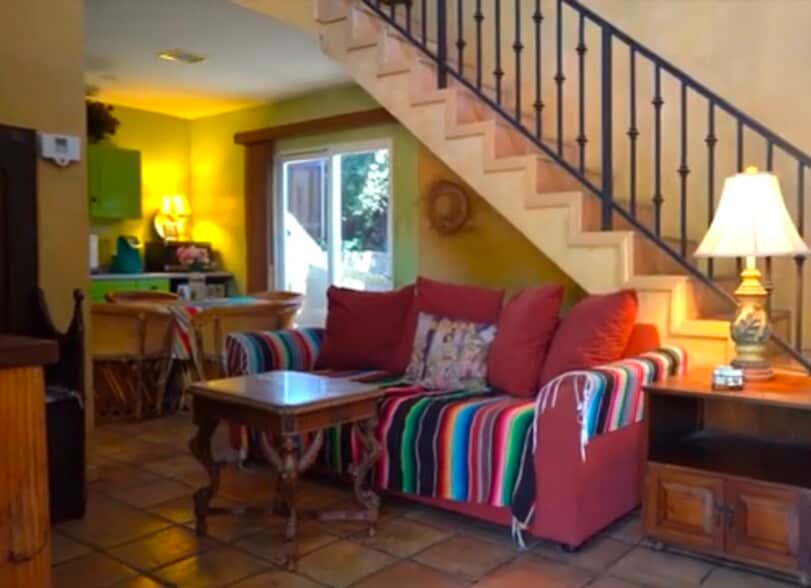 More Photos Of 22942 Crespi St, Woodland Hills Specialty For Sale