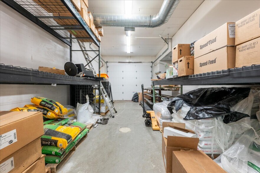 More Photos Of 323 Clarks Falls Rd, North Stonington Freestanding For Lease