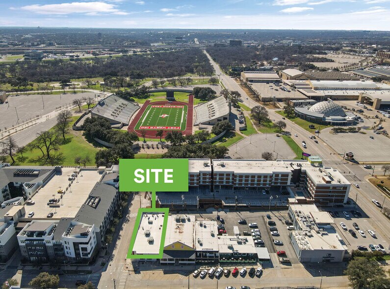 More Photos Of 3001 Bledsoe St, Fort Worth Freestanding For Lease