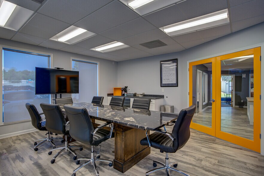 More Photos Of 2960 N Academy Blvd, Colorado Springs Office For Sale