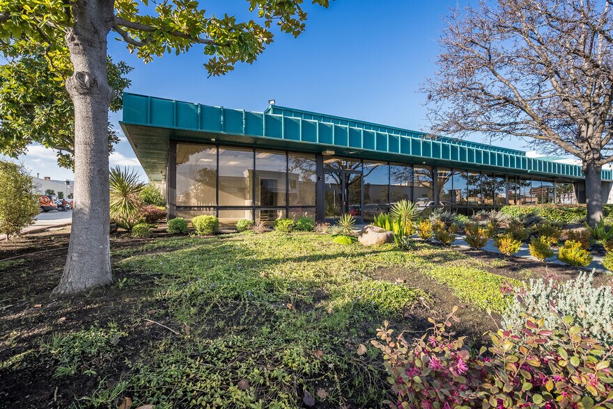More Photos Of 1300 Industrial Rd, San Carlos Research And Development For Lease