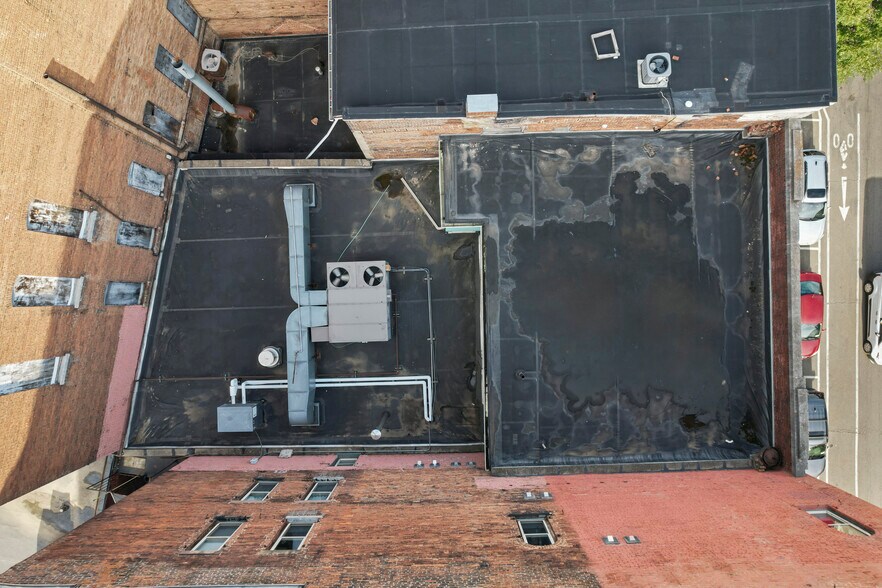 More Photos Of 41 Court St, Binghamton Storefront Retail Residential For Sale