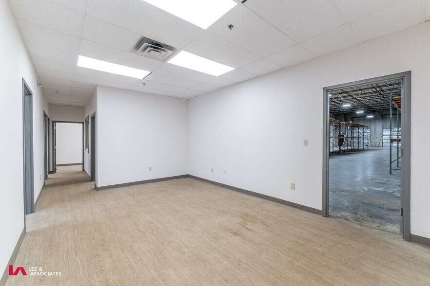 More Photos Of 4938 S Atlanta Rd SE, Atlanta Warehouse For Lease