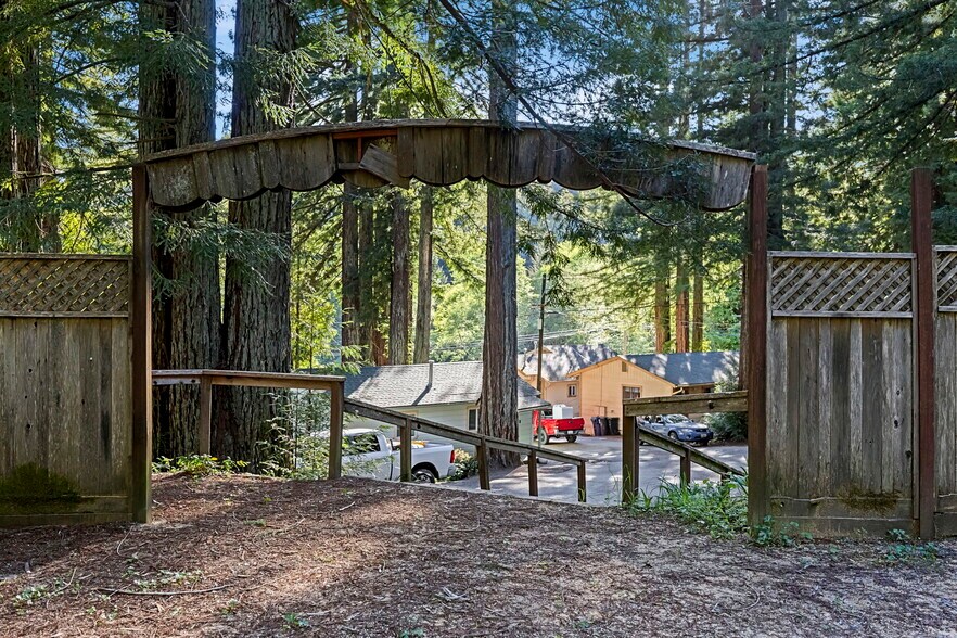 More Photos Of , Willits Unknown For Sale