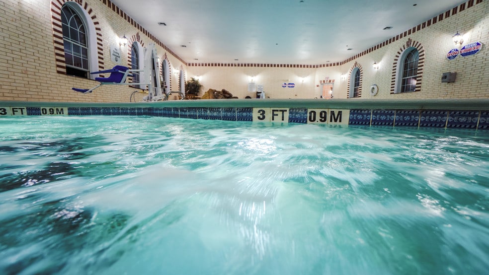 More Photos Of 3119 Perryton Pkwy, Pampa Hotel For Sale