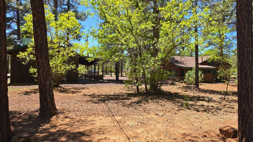 More Photos Of 182 White Mountain blvd, Lakeside General Retail For Sale