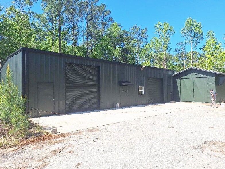 Primary Photo Of 1024 FL-19 N, Palatka Service For Lease