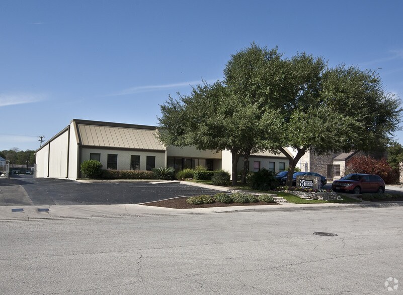 More Photos Of 16103 University Oak, San Antonio Office For Lease