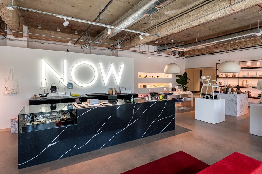 More Photos Of 1001 N central Ave, Phoenix Office For Lease