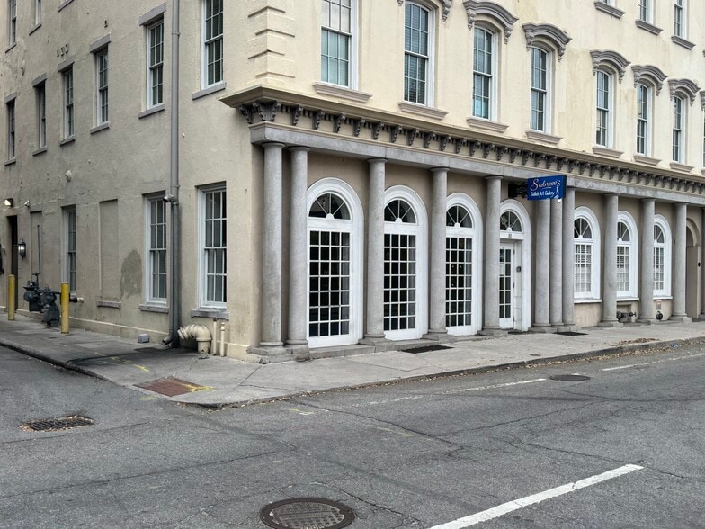 More Photos Of 111 W Bay St, Savannah Apartments For Lease
