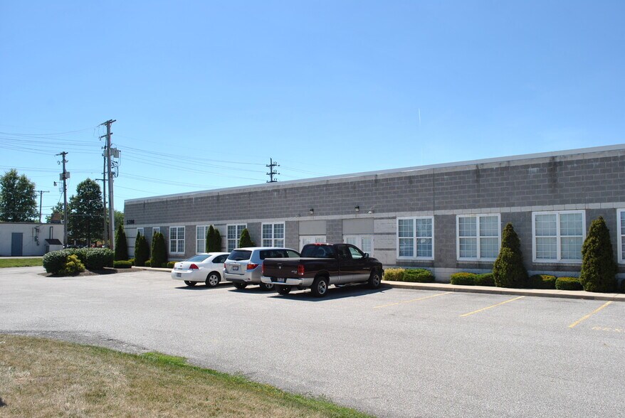 More Photos Of 5386 Majestic Pky, Bedford Research And Development For Sale