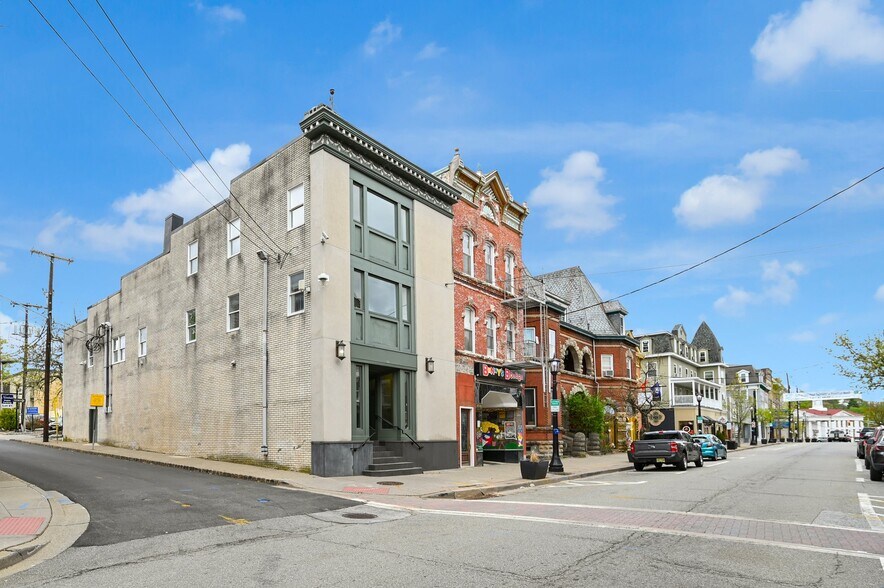 Primary Photo Of 170-172 Spring St, Newton Office Residential For Sale