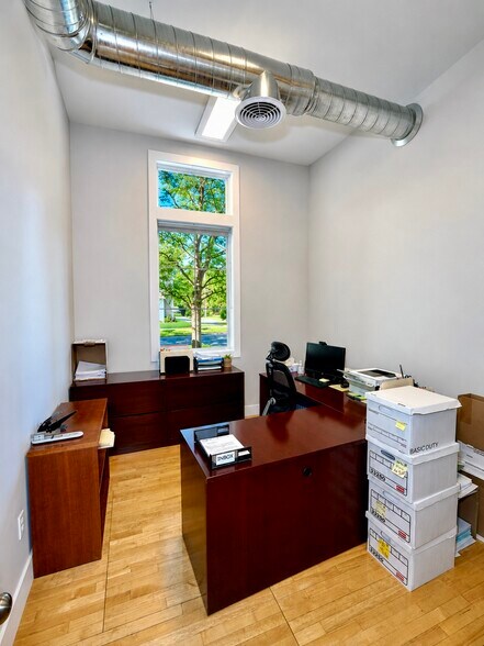 More Photos Of 210 Brooklea Dr, Fayetteville Freestanding For Sale