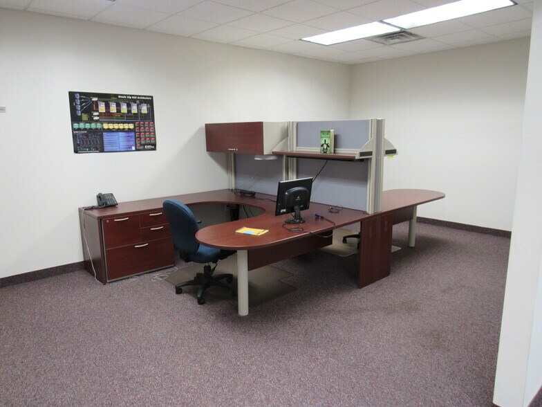 More Photos Of 2850 Brunswick Pike, Lawrenceville Medical For Lease