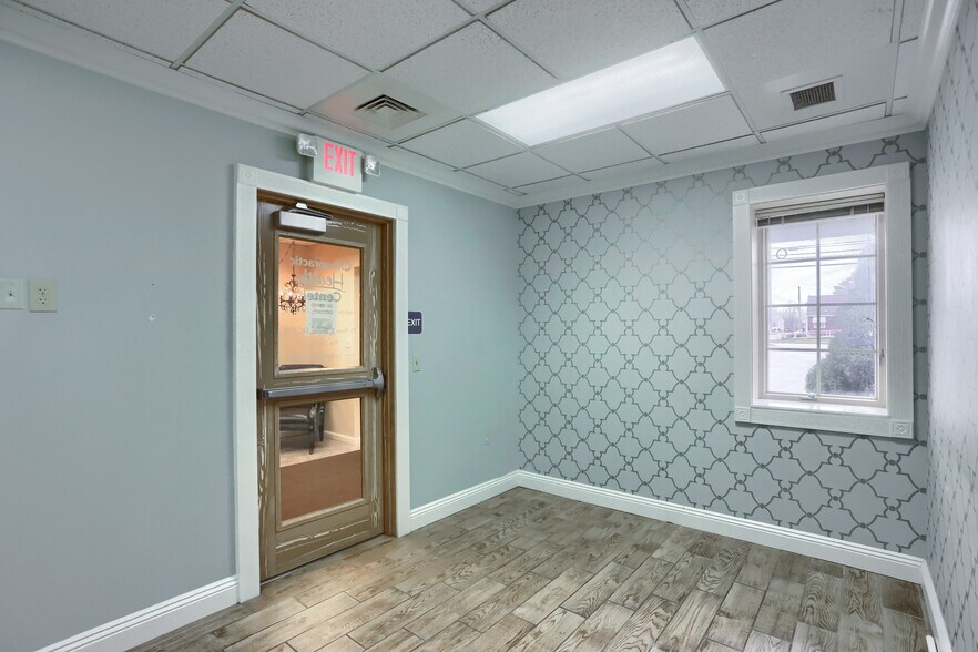 More Photos Of 744 Shenango Rd, Beaver Falls Medical For Lease