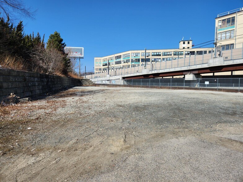 More Photos Of 51 McGrath Highway, Somerville Land For Lease