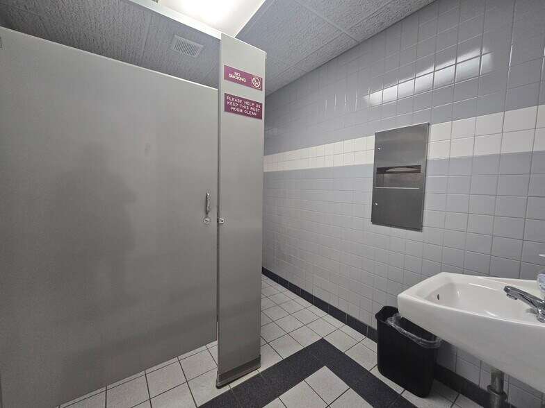 More Photos Of 1000 Clifton Ave, Clifton Office For Lease