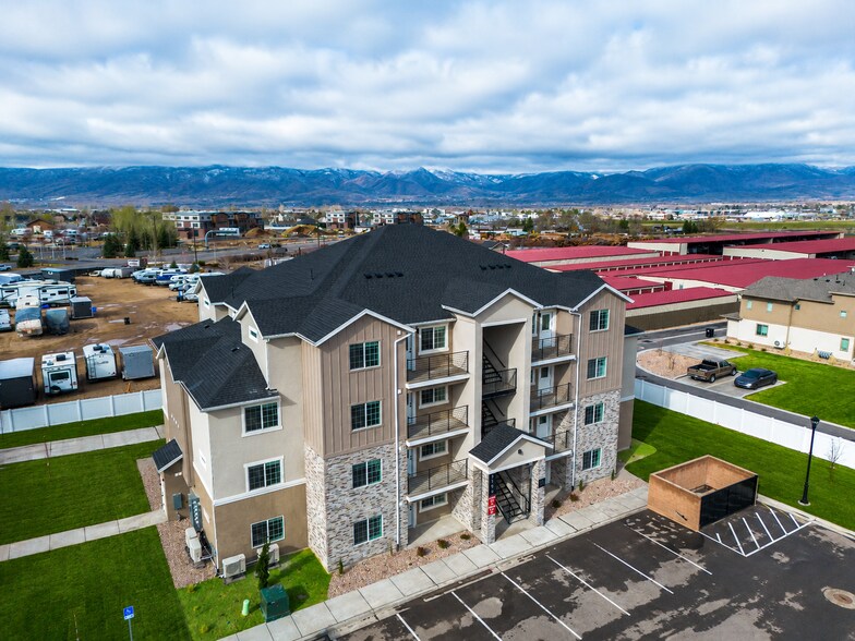 More Photos Of 2128 S Sawmill Blvd, Heber City Multifamily For Sale