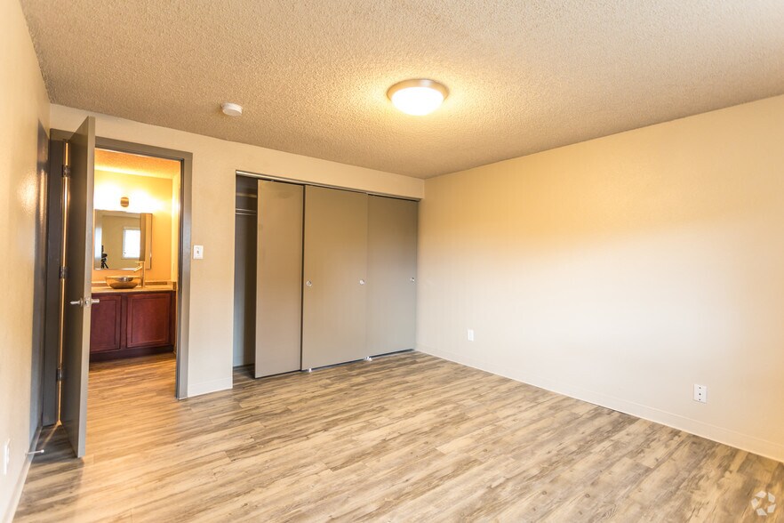 More Photos Of 1150 S Birch St, Denver Apartments For Sale