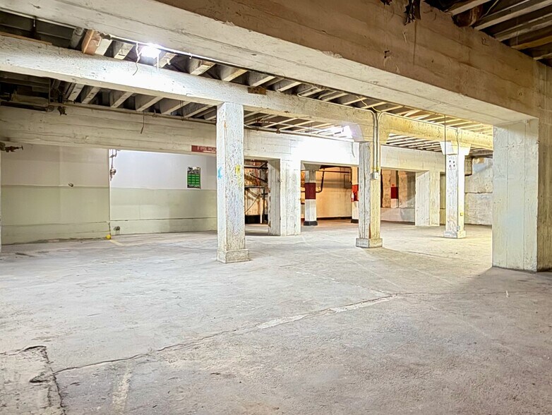 More Photos Of 6220 S Tacoma Way, Tacoma Manufacturing For Lease