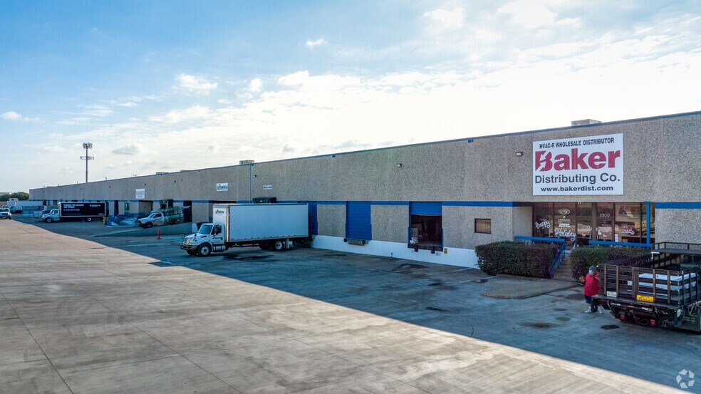 Primary Photo Of 2300-2334 Franklin Dr, Fort Worth Distribution For Lease