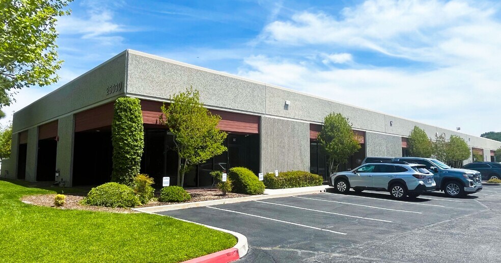 Primary Photo Of 25030-25040 Avenue Tibbitts, Valencia Warehouse For Lease