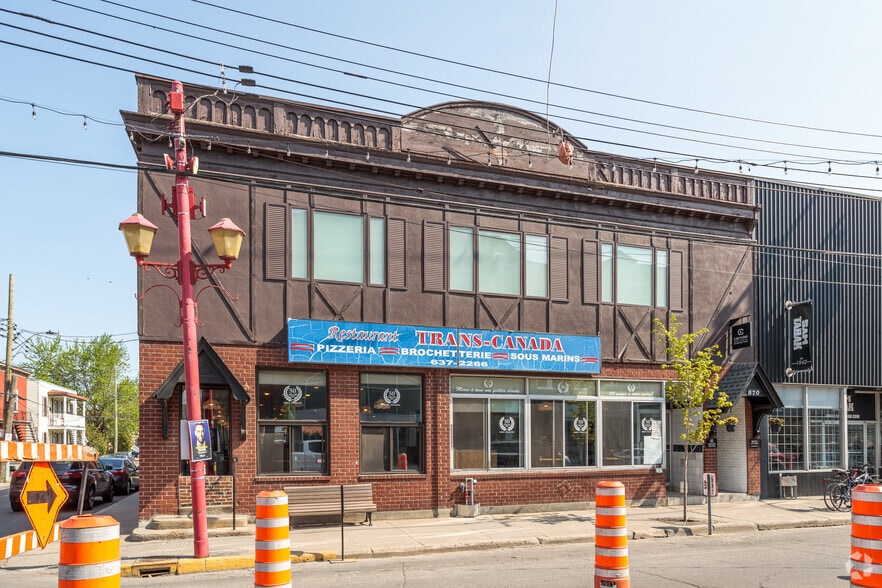 More Photos Of 870-898 Rue Notre-Dame O, Montréal Storefront Retail Office For Sale