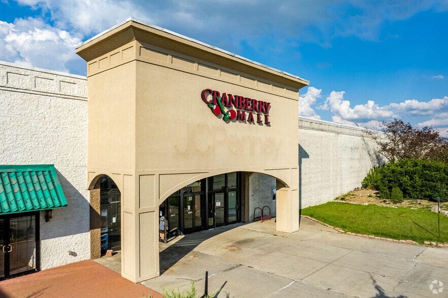 More Photos Of 6945 US Rte 322, Cranberry Department Store For Sale