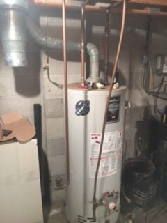 More Photos Of 1302 S Madison St, Ludington Bar For Sale