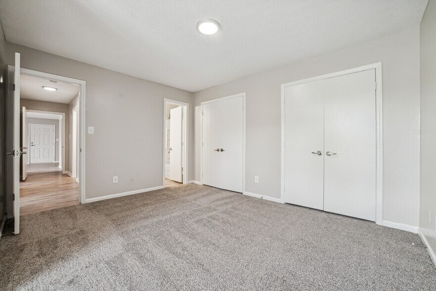 More Photos Of 1357 Sharon Rd W, Charlotte Apartments For Sale