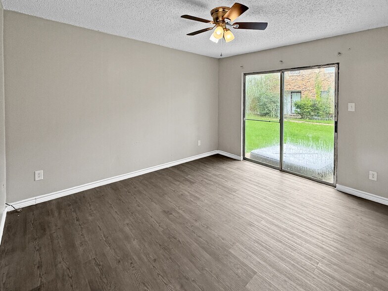 More Photos Of 401 Pinchback Rd, Beaumont Apartments For Sale