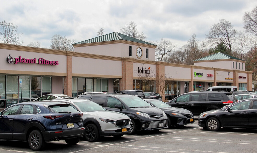 More Photos Of 329 Route 59, Airmont Unknown For Lease