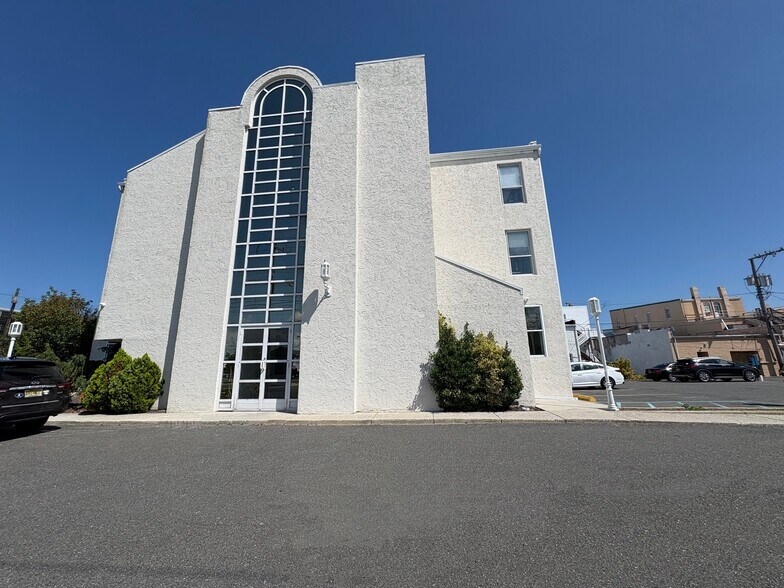 More Photos Of 701 West Ave, Ocean City Medical For Lease