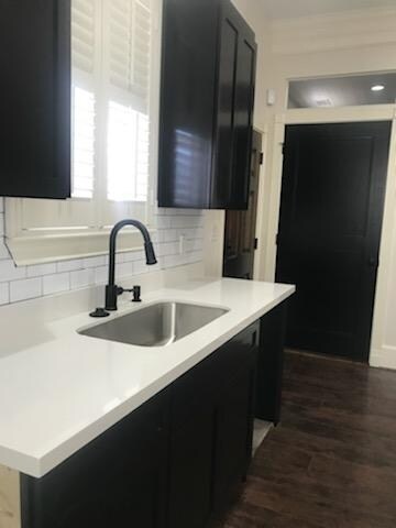 More Photos Of 7 Grogans Park Dr, Spring Loft Creative Space For Lease