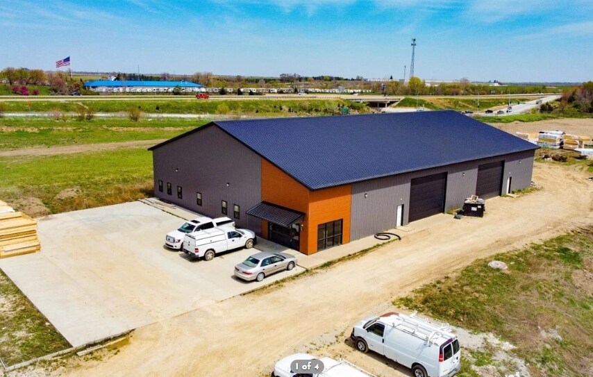 Primary Photo Of 3611 Fast Ln, Cedar Falls Industrial For Sale