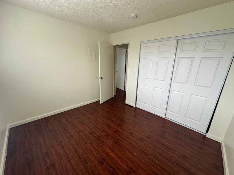 More Photos Of 67 Nedra Ct, Sacramento Apartments For Sale