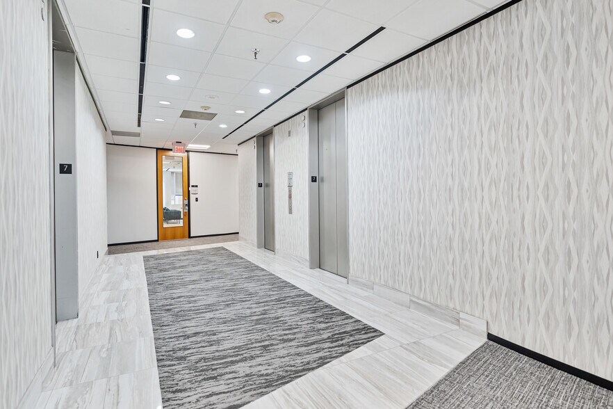 More Photos Of 16225 Park Ten Pl, Houston Office For Lease