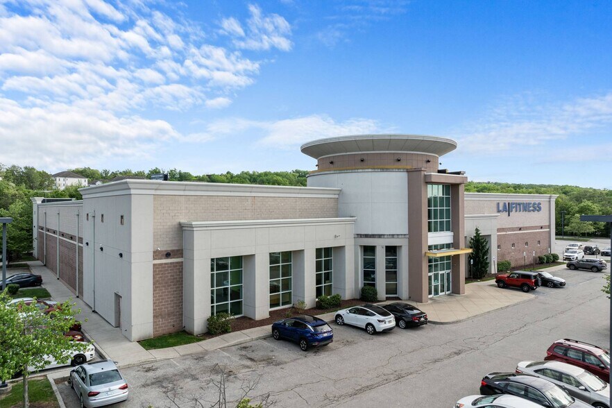 More Photos Of 1175 Virginia Dr, Fort Washington Health Club For Sale