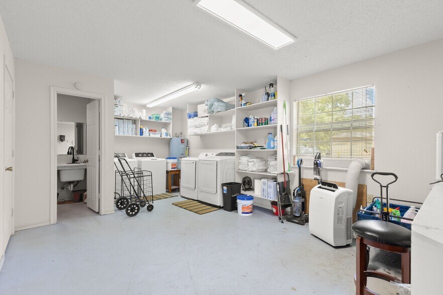 More Photos Of 9530 W FM 515, Alba Specialty For Sale
