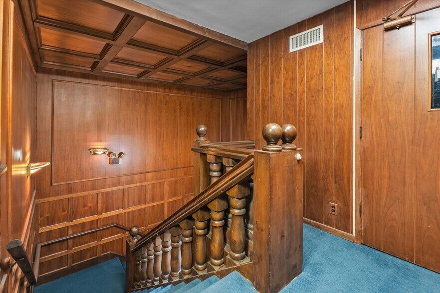 More Photos Of 9401 Reseda Blvd, Northridge Office For Sale