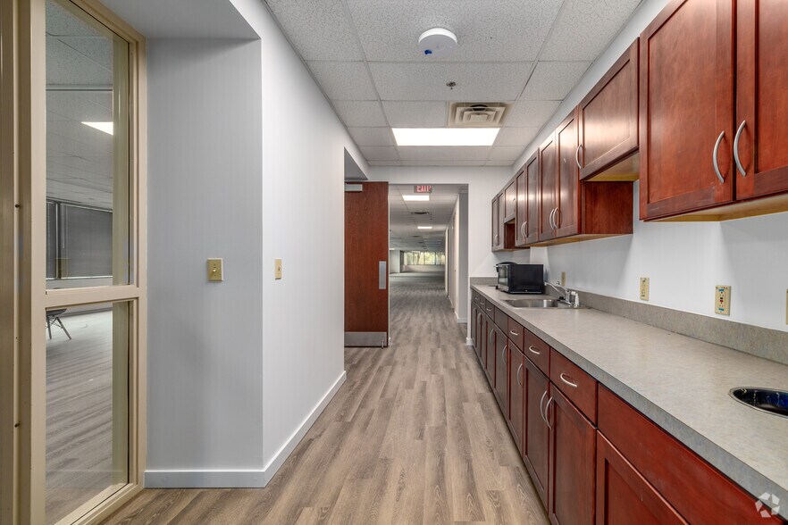 More Photos Of 534 River Crossing Dr, Fort Mill Office For Lease