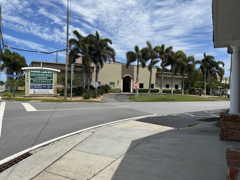 Primary Photo Of 7895 Seminole Blvd, Seminole Medical For Lease