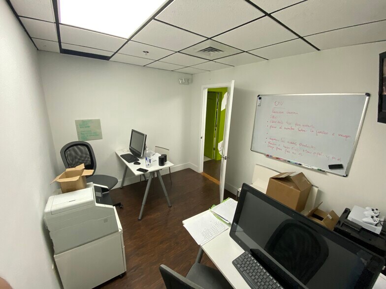 More Photos Of 2051 NW 112th Ave, Doral Showroom For Sale