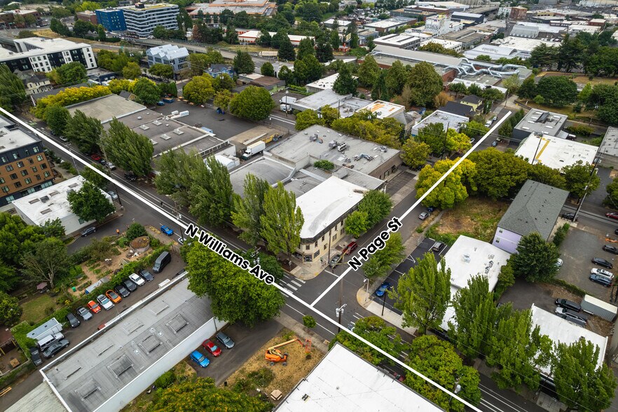 More Photos Of 2249 N Williams Ave, Portland Warehouse For Lease